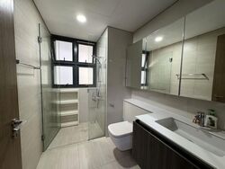 Lakeville (D22), Condominium #553304631